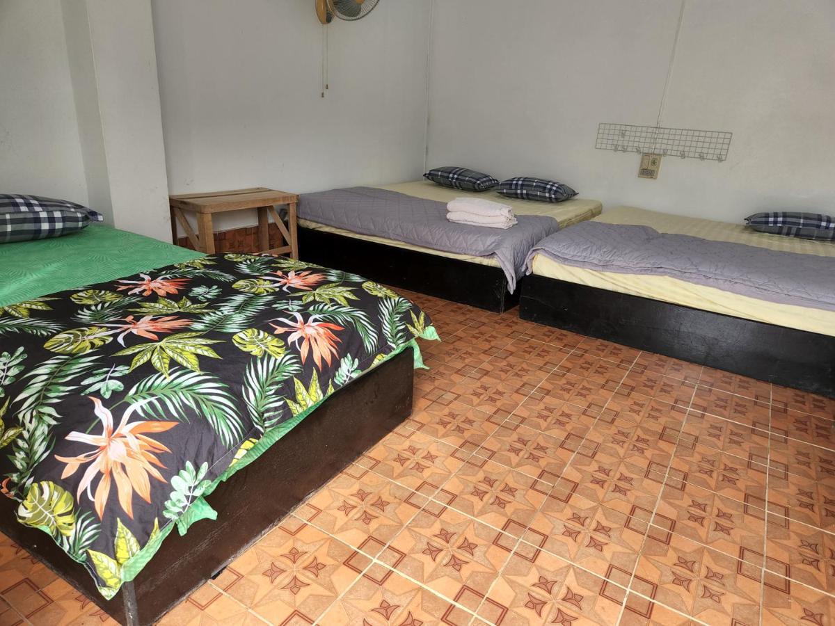 Blue Guesthouse Vang Vieng Exterior photo