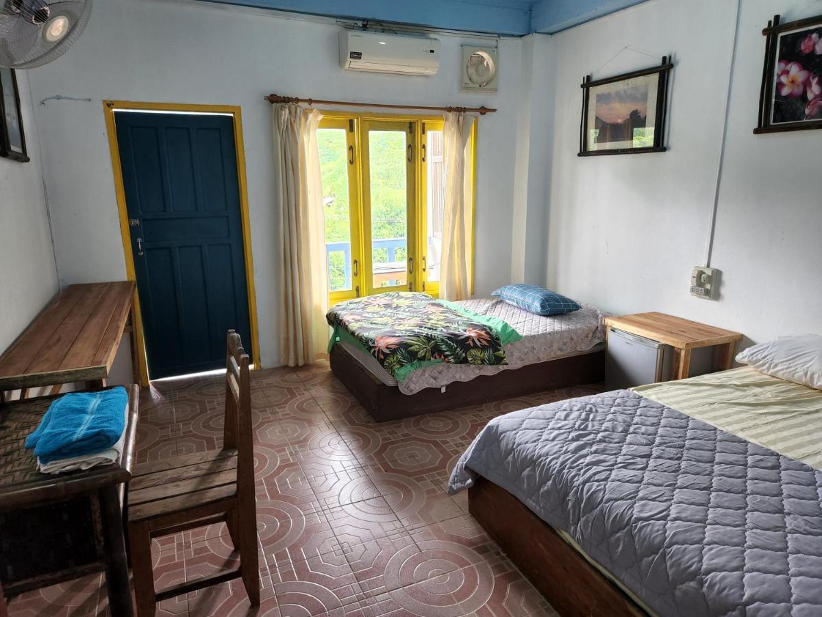 Blue Guesthouse Vang Vieng Exterior photo