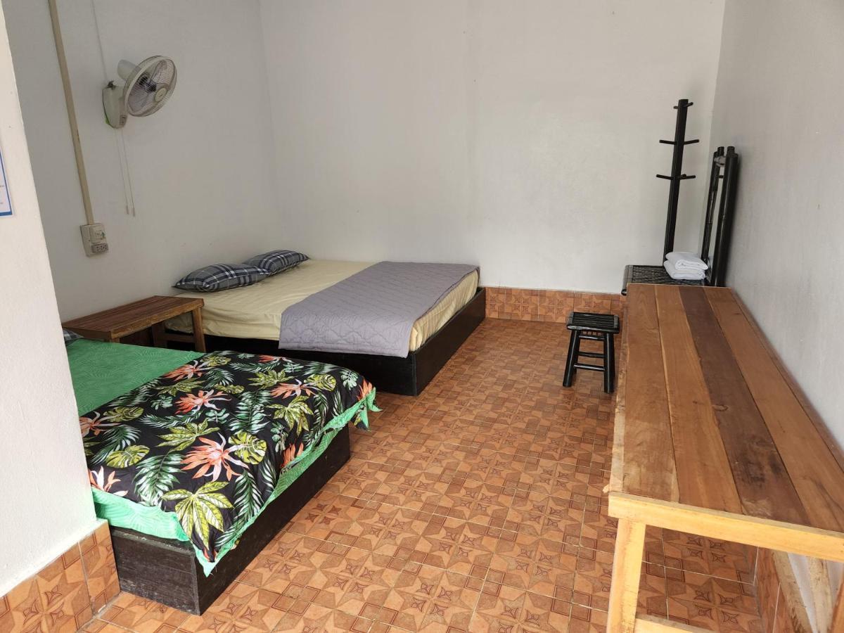 Blue Guesthouse Vang Vieng Exterior photo